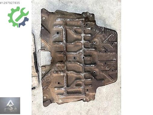 Mercedes-Benz C Motor Alt Muhafaza A2055240001 çıkma parça