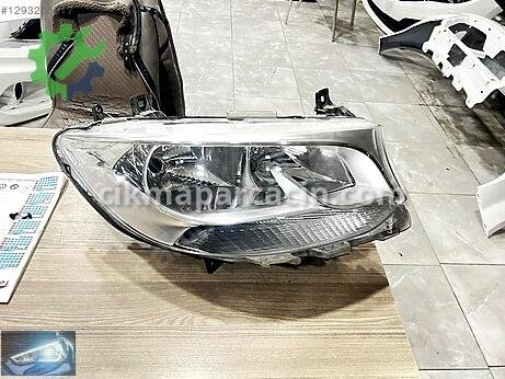 Mercedes-Benz Sprinter Sağ Ön Far çıkma parça