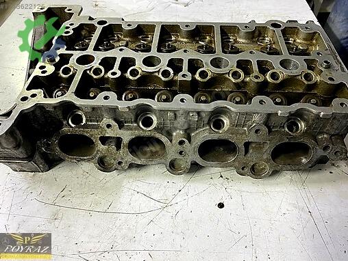 Mercedes-Benz C Silindir Kapak R2710161501 çıkma parça