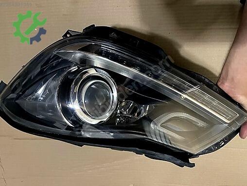 Mercedes-Benz C Sol Ön Far çıkma parça