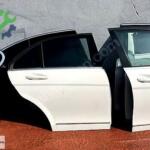 MERCEDES W204 SAĞ ARKA KAPI BEYAZ ORJİNAL HATASIZ BOYASIZ