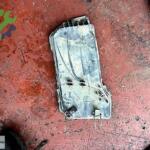MERCEDES W204 SİGORTA KUTUSU KAPAĞI