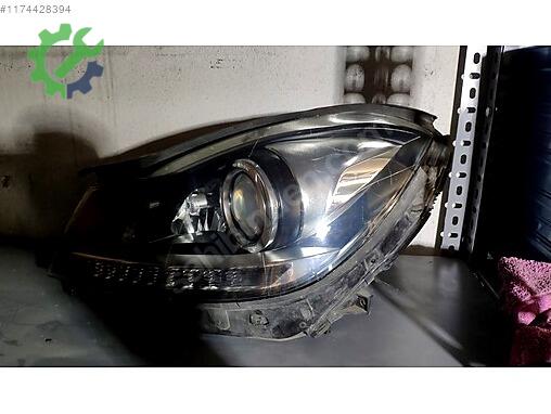 Mercedes-Benz C Sol Ön Far çıkma parça