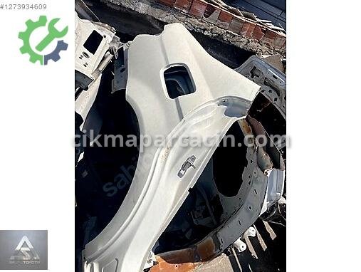 Mercedes-Benz C Arka Çamurluk çıkma parça