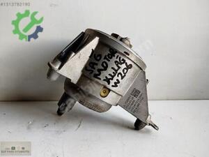 MERCEDES W206 SAĞ MOTOR KULAĞI A2142401100