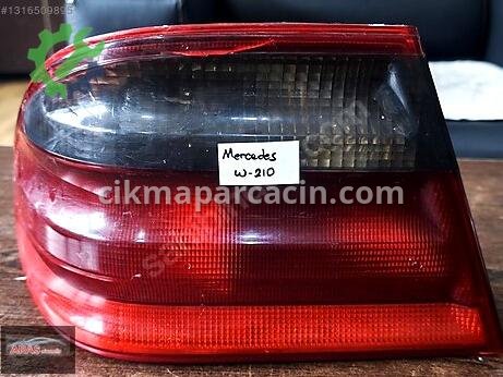 Mercedes-Benz E Sağ Arka Stop çıkma parça