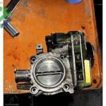 MERCEDES W210 w202 GAZ KELEBEĞİ ORJİNAL ÇIKMA