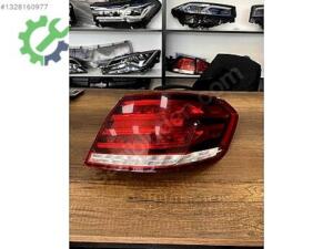 MERCEDES W212 ORİJİNAL ÇIKMA SAĞ DIŞ STOP