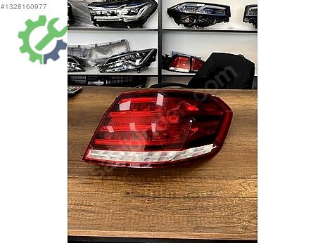 Mercedes-Benz E Sağ Arka Stop çıkma parça