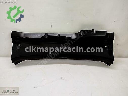 Mercedes-Benz E Bagaj Plastiği A2136900041 çıkma parça