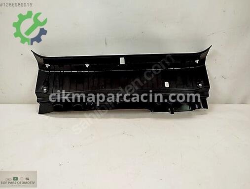 Mercedes-Benz E Bagaj Plastiği A2136900041 çıkma parça