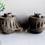MERCEDES W213 SAĞ SOL MOTOR KULAĞI A213 240 0800
