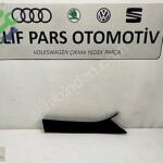 MERCEDES W213 SİYAH SAĞ ÖN DİREK DÖŞEMESİ A213 690 0625