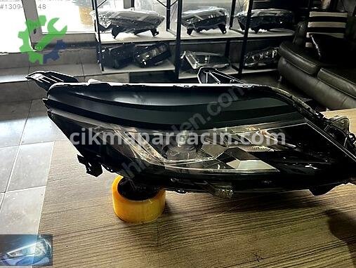 Mitsubishi Sağ Ön Far çıkma parça