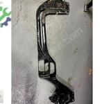 MOTOR BEŞİK ALT BAĞLANTI 8D0805851