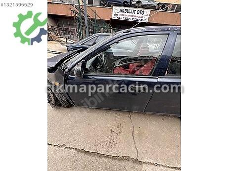 Mazda 323 Sol Ön Kapı çıkma parça