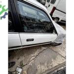 Mazda 626 sağ ön kapı