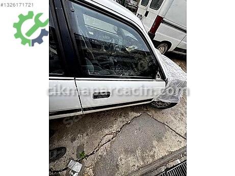 Mazda 626 Sağ Ön Kapı çıkma parça