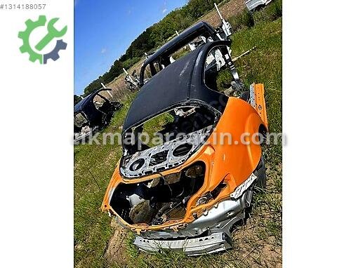 Mazda RX Arka Tampon Demiri çıkma parça