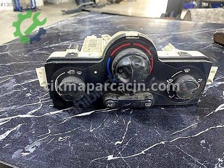 Renault Megane Kalorifer Kontrol Paneli çıkma parça