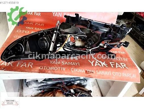 Renault Megane Sağ Ön Far çıkma parça