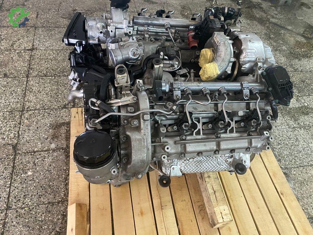 Mercedes-Benz ML Sandık Motor çıkma parça