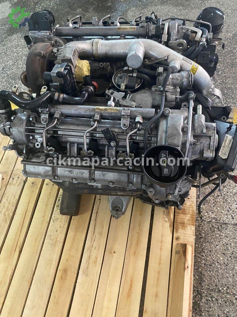 Mercedes-Benz ML Sandık Motor çıkma parça