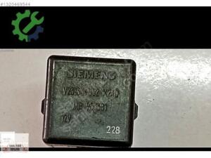 Mitsubishi Volvo sıemens 4 pimli röle V23124-B52-X240 mb953381
