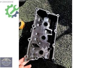 NİSSAN 35Z- İNFİNİTİ FX35 3.5 L KÜLBÜTÖR KAPAĞI