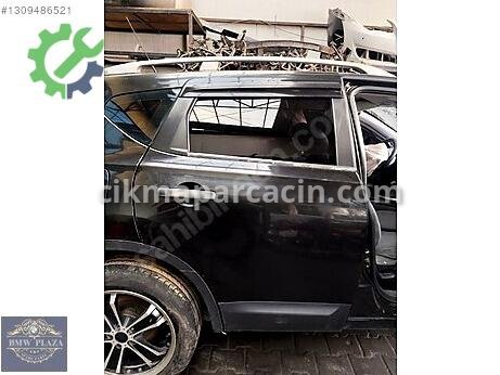 Nissan Qashqai Sağ Arka Kapı çıkma parça