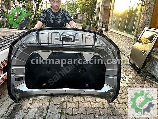 Nissan Navara Ön Kaput çıkma parça