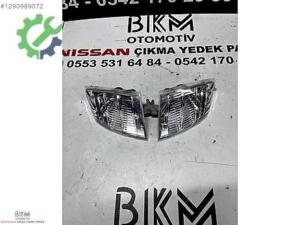Nissan Almera Sinyal Çıkma