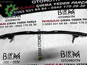 Nissan Almera Tampon Demiri Çıkma