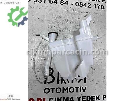 Nissan Juke Cam Suyu Deposu çıkma parça