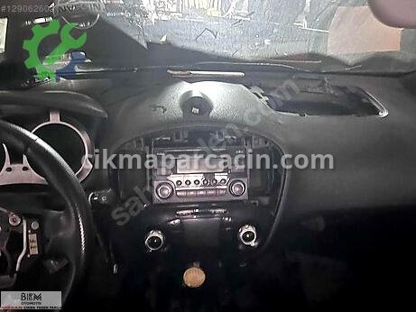 Nissan Juke Torpido çıkma parça