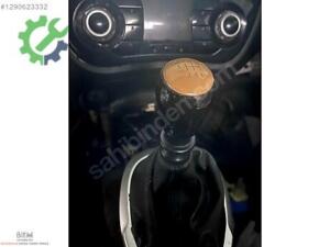 Nissan Juke Orijinal Çıkma Vites Topuzu