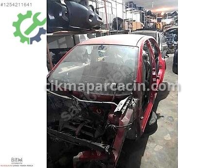 Nissan Micra Klima Kompresörü çıkma parça