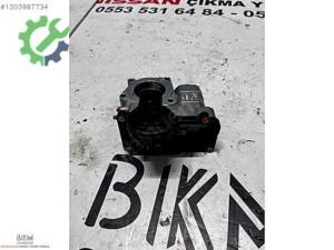 Nissan Micra Gaz Kelebeği Çıkma (2. Adet)