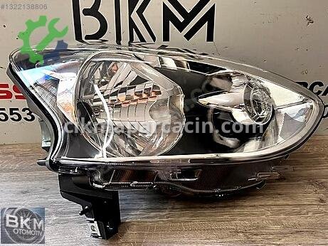 Nissan Micra Sağ Ön Far çıkma parça