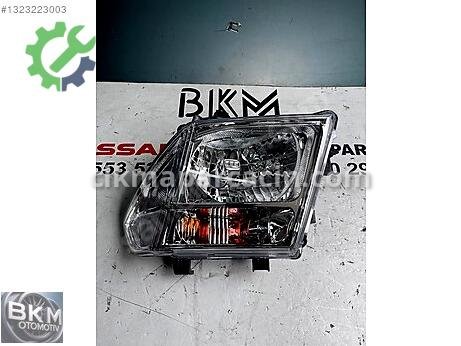 Nissan Navara Sol Ön Far çıkma parça