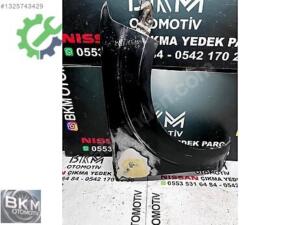 Nissan Navara Çamurluk (Ön) çıkma parça