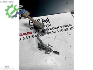 Nissan Primera Orijinal Çıkma Fren Ana Merkezi