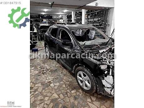 Nissan Qashqai Egzoz çıkma parça