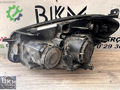 Nissan Qashqai Sağ Ön Far çıkma parça