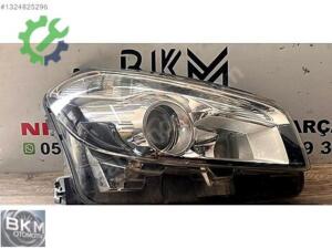 Nissan Qashqai 2010-2011 Çıkma Sağ Ön Far