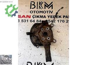 Nissan Qashqai 2007-2013 Çıkma Taşıyıcı/Aks Taşıyıcı