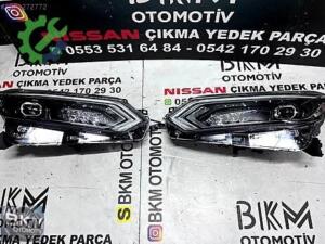 Nissan Qashqai Sol Ön Far Çıkma (16. Adet)
