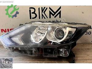 Nissan Qashqai 2014-2015 Çıkma Sol Ön Far (2. Adet)
