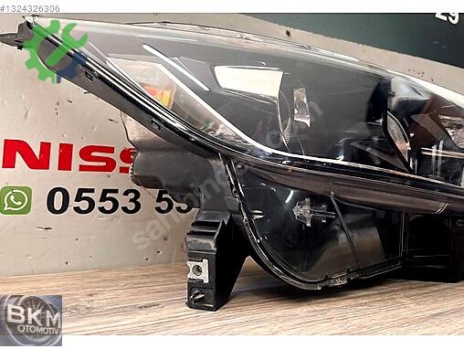 Nissan Qashqai Sağ Ön Far çıkma parça