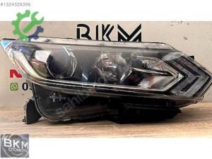Nissan Qashqai Sağ Ön Far Çıkma (7. Adet)